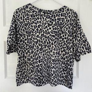 Banana Republic Blue Cheetah Print Short Sleeve Top